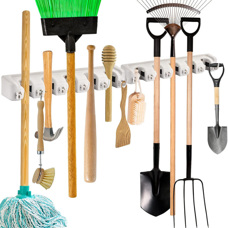 Broom discount hanging storage